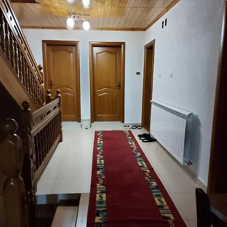 Trojani Guest house *